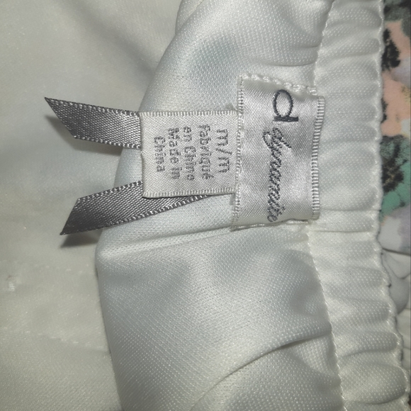 Dynamite Floral Summer Dress - Picture 10 of 11